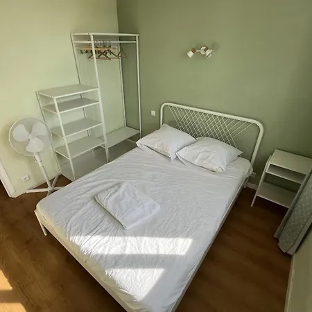 Spacious - Near Park Апартаменты *