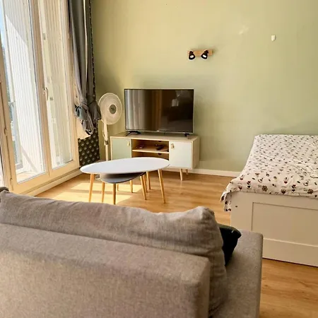 Апартаменты Spacious - Near Park
